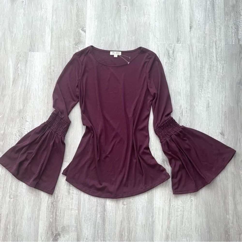 Women's XS Boho Burgundy Wine Red Round Neck Bell Sleeve Top XS